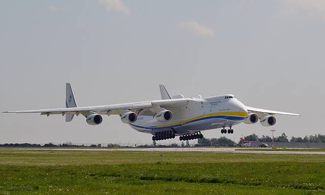 AN-225 mriya