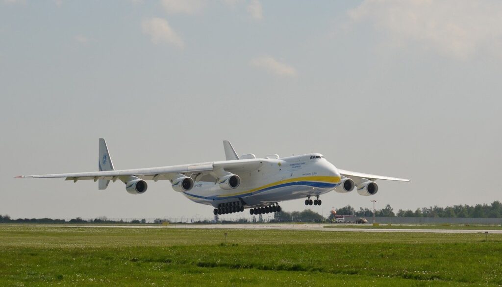 biggest airplanes Antonov 225 