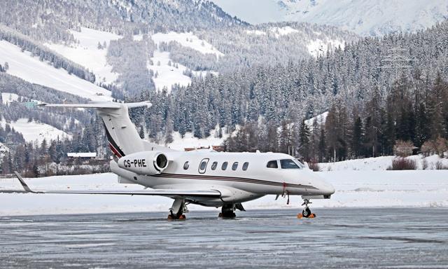 How do Airplanes keep fuel from freezing?