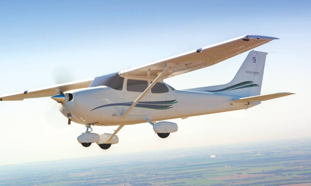 cessna 172 range and more specs.