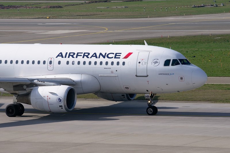 Air France divert due to disruptive passenger