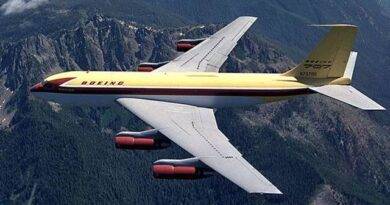 Boeing 707