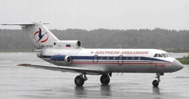 Yakovlev_Yak-40 featured