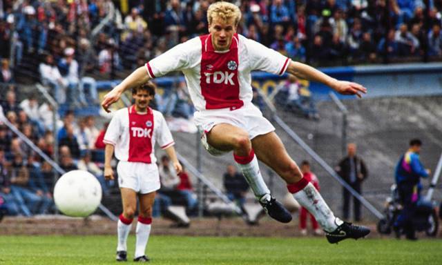 dennis-bergkamp-featured