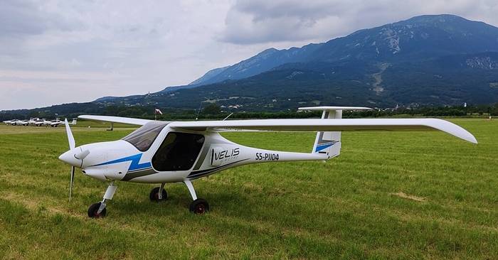 Buckle Up for Brighter Skies: The Electric Airplane Revolution Takes Flight