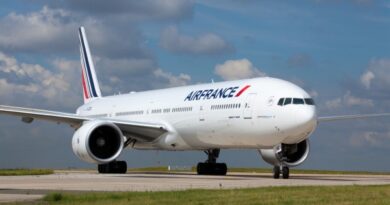 AirFrance B777 emergencu sq7700